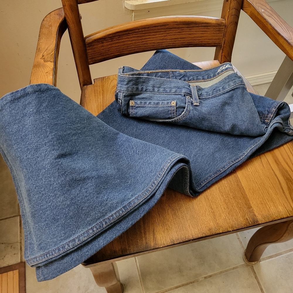 Eddie Bauer men's relaxed fit jeans, 46"w 29"l